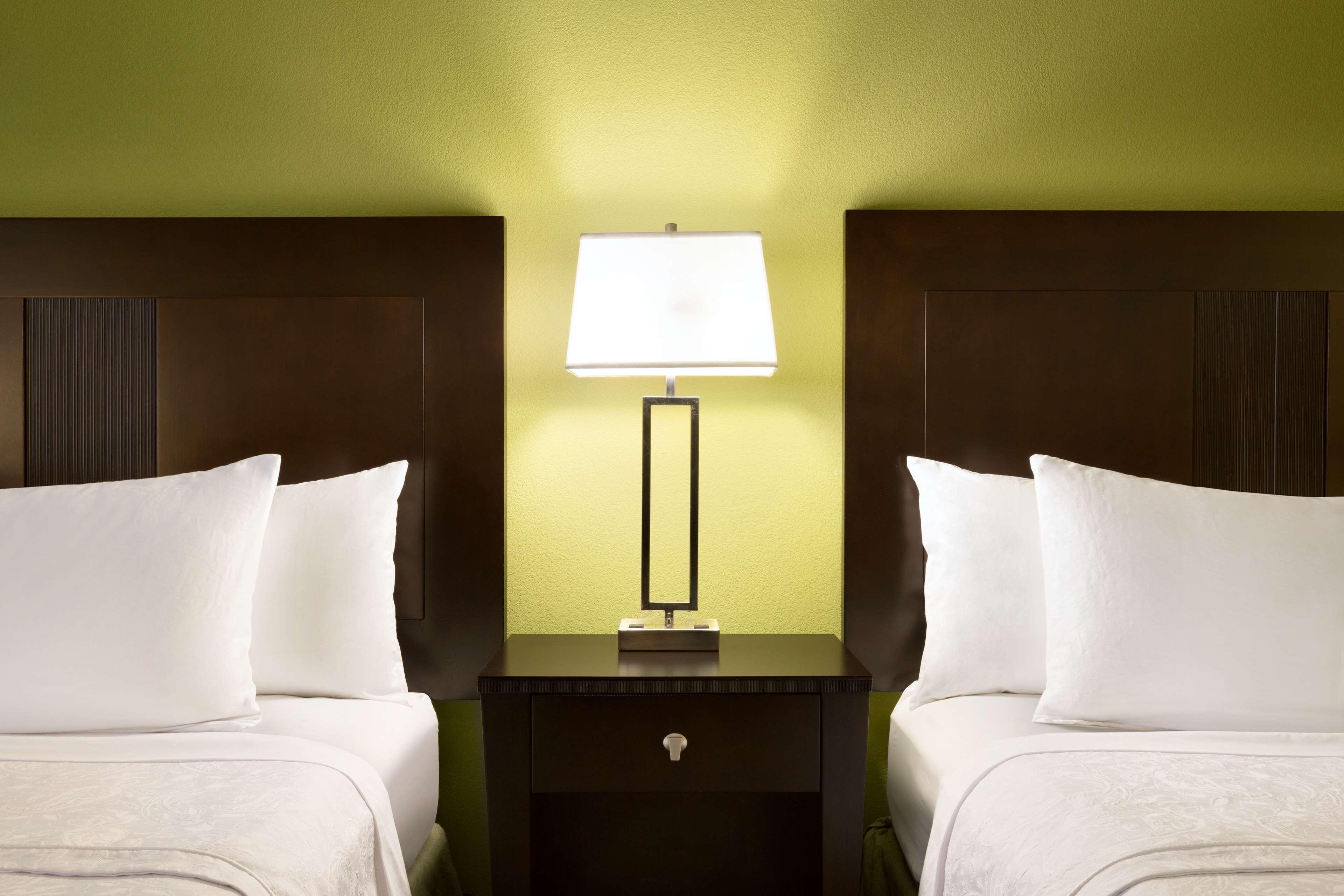 Homewood Suites Fort Myers Airport - Fgcu מראה חיצוני תמונה